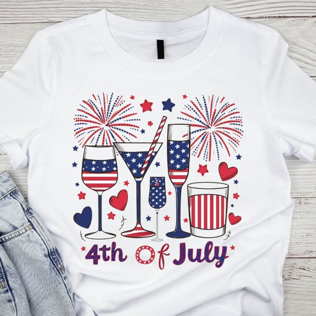 Festive Red, White and Blue Patriotic Drinks T Shirt (Skapare uppladdad)
