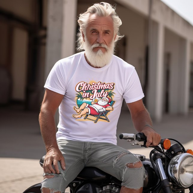 Festive Santa Enjoying Beer i juli T Shirt (Skapare uppladdad)
