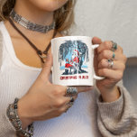 Festive Santa Enjoying Summer Cheers Kaffemugg<br><div class="desc">Jolly Jultomten leker i en stol och håller en öl i handen och utesluter sommarvibes medan han firar jul i juli.</div>