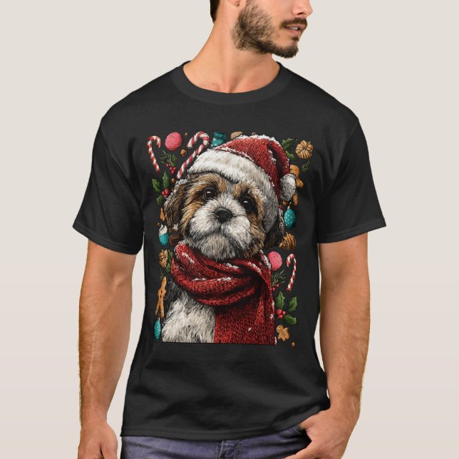 Festive Shih Tzu With Santa Hat Snowy Winter Chris T Shirt (Framsida)
