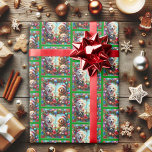 Festive Stached Glass jul Hundar Mönster Presentpapper<br><div class="desc">Bygg upp helgdagarnas anda med vår pappra sikala julomslutning, med en brinnande nedfläckad glasscen på den vackra julen hundar i en festlig miljö. Perfekt för husdjursägare och djur älskare. Den här klara och färgstarka designen gör att du blir lite förtjust i alla presenter. Mönster i detaljerat nedfläckad ger säsongens glädje...</div>