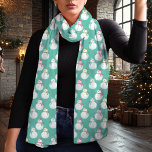 Festive Teal Snögubbe Mönster Winter Helgdag Sjal<br><div class="desc">Bygg upp helgdag-andan med den här charmerande lampan på vintern som har en vidsträckt snögubbe mönster. Perfekt för att få en lekfull men festlig beröring på säsong-garderoben. Den här designen visar vackra snögubbar mot en livfull tealbakgrund. Vare sig du klär dig för en helgdag-samling eller presenterar den för en älskad,...</div>
