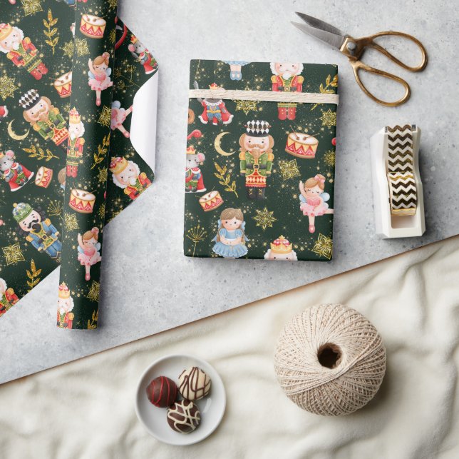 Festive Whimsitical Cute Nutcracker Ballet Dolls Presentpapper (Hantverk)