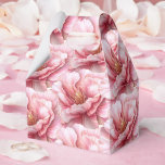 Festlig presentask<br><div class="desc">Presentask för fest är visad i ett vackert elegant rosa blommönster. Anpassa denna artikel och lägg till eller köp som den visas. Tips: Lägg till en dekal med namn och lägg till lite vackert band. Bild med licens Tips: Lägg bara till dina fantastiska godsaker och lägg till lite festligt band....</div>