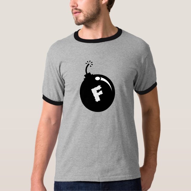 Fet bombarderar tee (Framsida)