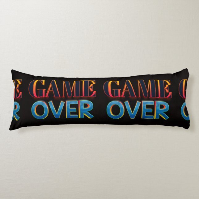 Fet ”GAME OVER”-text i rött Kroppskudde (Framsidan)