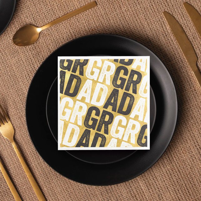 Fet GRAD-typografi Guld Examensfest Papper Pappersservett (Black&Gold Bold GRAD Typography Graduation Party Paper Napkins | fatfatin @ zazzle.com/color_therapy)