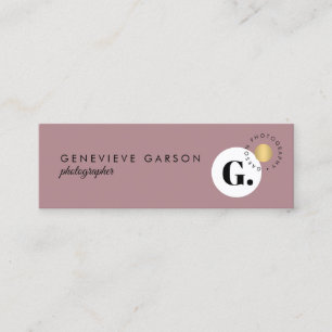 Fet Kreativ Monogram Logotyp Mauve Social Media Mini Visitkort