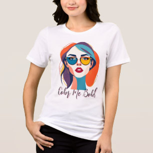 Fet kvinna med färgglas t shirt