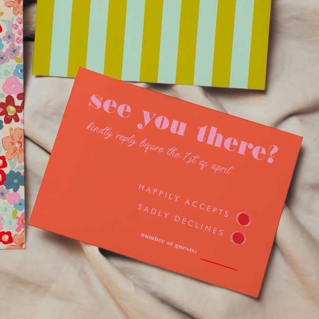 Fet ljus, röd och Rosa Enkel OSA Bröllop Kort (See You There - Bold Bright Red and Pink Simple RSVP Wedding, green and mint green stripes on back)