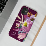 Fet monogrammad Lila Vin Garden Blommigt<br><div class="desc">Bold Monogrammed Lila Vin Garden Blommigt Fodral-Mate iPhone 14 Fodral</div>
