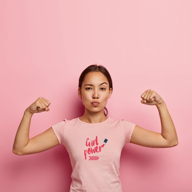 Fet Rosa Girl Power Slim Fit T-Shirt (Skapare uppladdad)