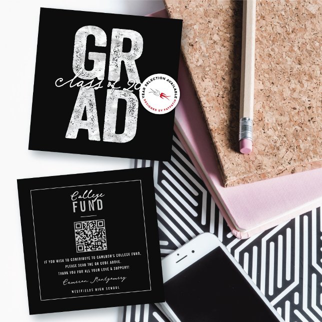 Fet Silver GRAD Stilig Examen Högskolefond Tilläggskort (Bold Silver GRAD Stylish Graduation College Fund Insert / Enclosure Card @ zazzle.com/color_therapy)