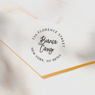 Fet stil Brevbokstav Namn Rund Returadress Stämpel