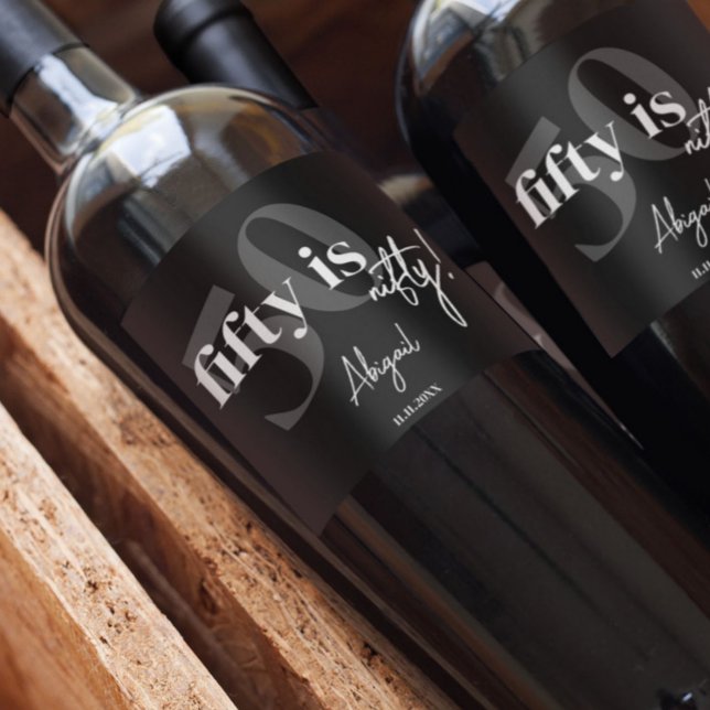 Fet typografi med kalligrafi 50:e Födelsedagsfeste Vinflaska Etikett (Skapare uppladdad)