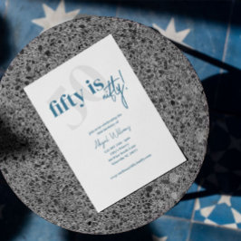 Fet typografi med kalligrafi 50 Nifty födelsedag Inbjudningar