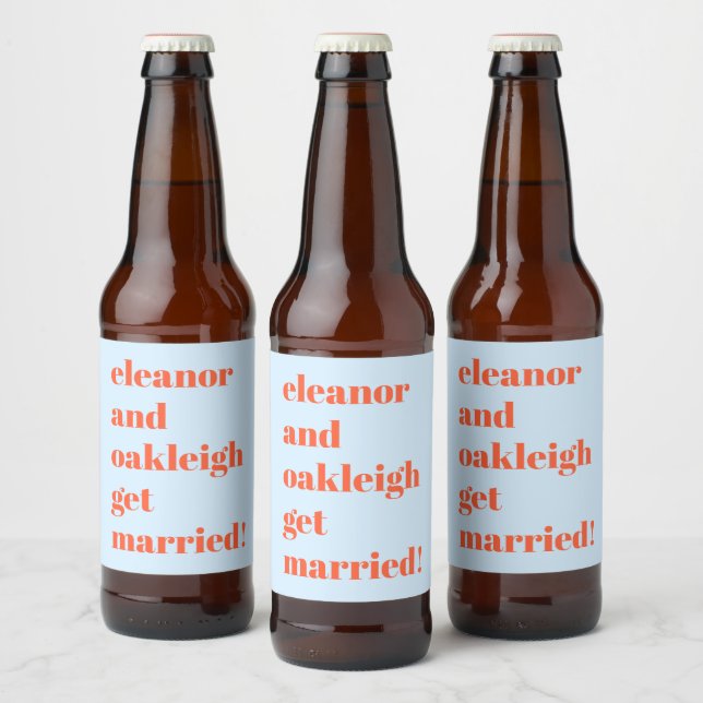 Fet typografi Roligt Blå Orange Modern Bröllop Ölflaska Etikett (Flaskor)
