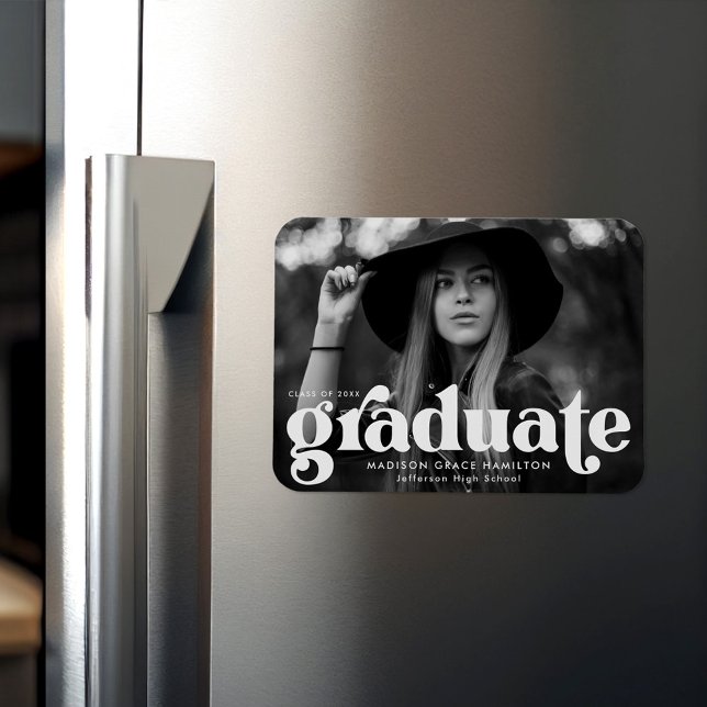 Fet Typografi, vit foto Studenten Magnet (Skapare uppladdad)