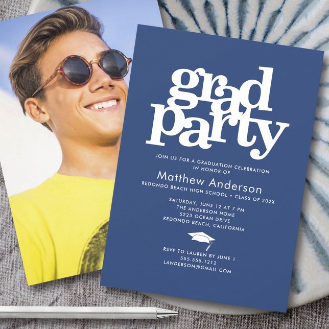 Fetantisk fet foto Grad Party-typografi, minimalt Inbjudningar (Skapare uppladdad)