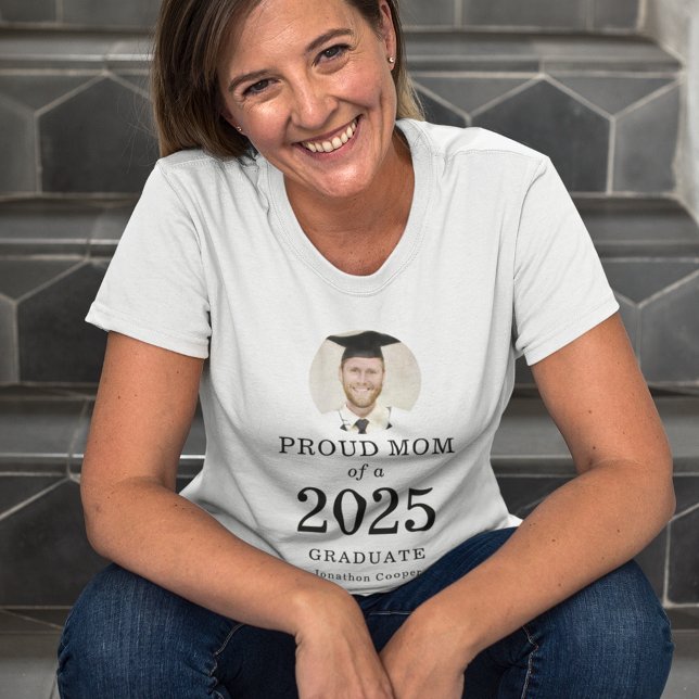 Fetstil Foto Proud Mamma från 2023 Student T Shirt (Skapare uppladdad)