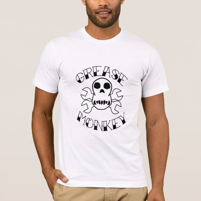 Fettapaskallen benar ur skjortan tee shirt (Framsida)