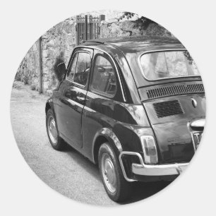 FIAT 500-bil i svartvitt Runt Klistermärke