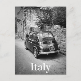 FIAT 500-bil i svartvitt Vykort