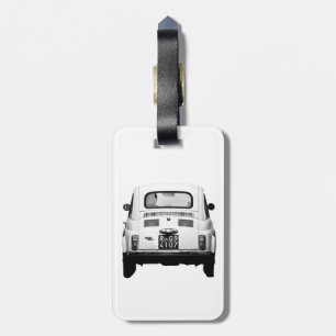 Fiat 500 i den Rome bagagemärkren, Italy. Bagagebricka