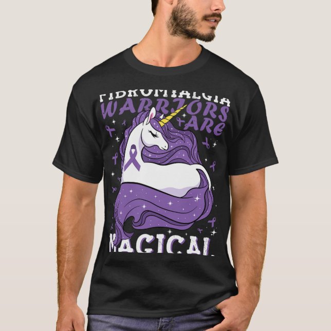Fibromyalgi Warriors är Magic Unicorn Älskare s T Shirt (Framsida)