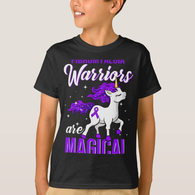 Fibromyalgia Awareness Warrior Roligt Unicorn T Shirt (Framsida)