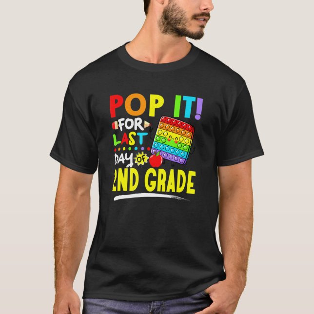 Fidget pop den sista dagen i andra Klass i går T Shirt (Framsida)