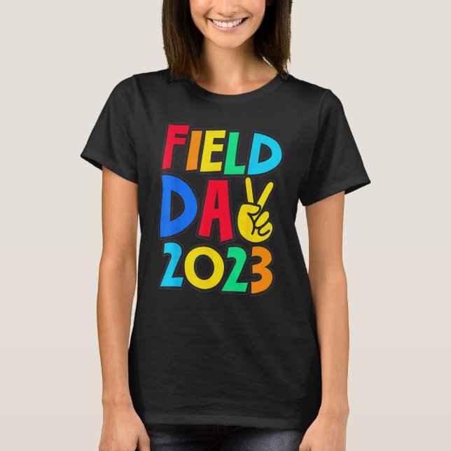 Field Day 2023 Peace Sign School Trip Teacher Stud T Shirt (Framsida)