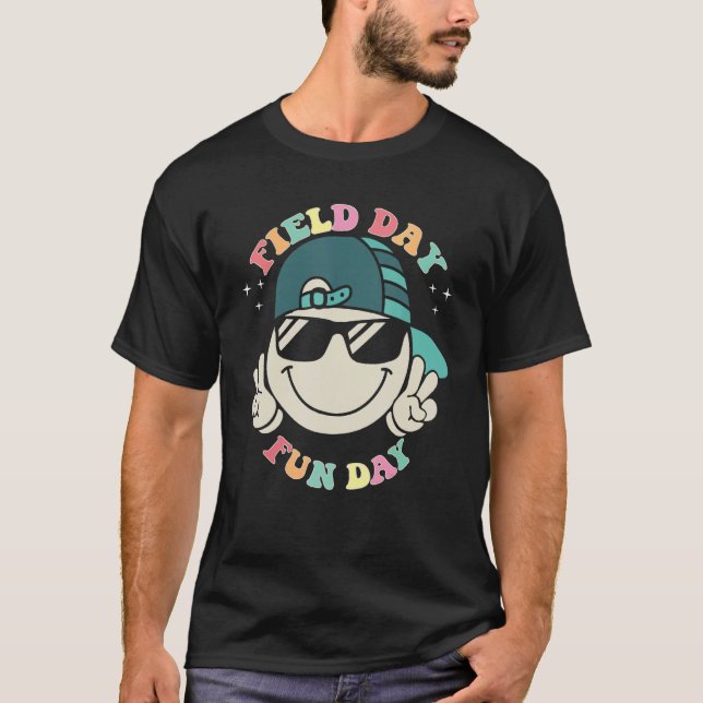 Field Day Vibes  For Teacher Kids Happy Field Day  T Shirt (Framsida)
