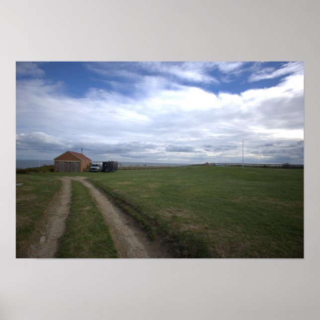 Field in Rhode Island Poster (Framsidan)