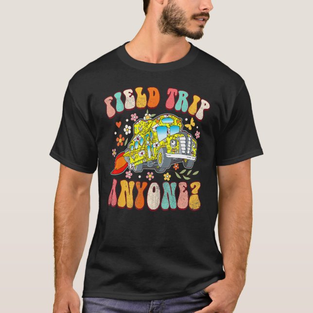 Field Trip Anyone Groovy School Bus Driver Yellow  T Shirt (Framsida)
