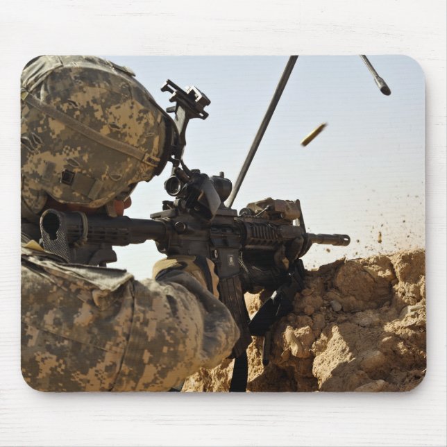 Fiendens soldatstyrkor i förlovader musmatta (Framsidan)