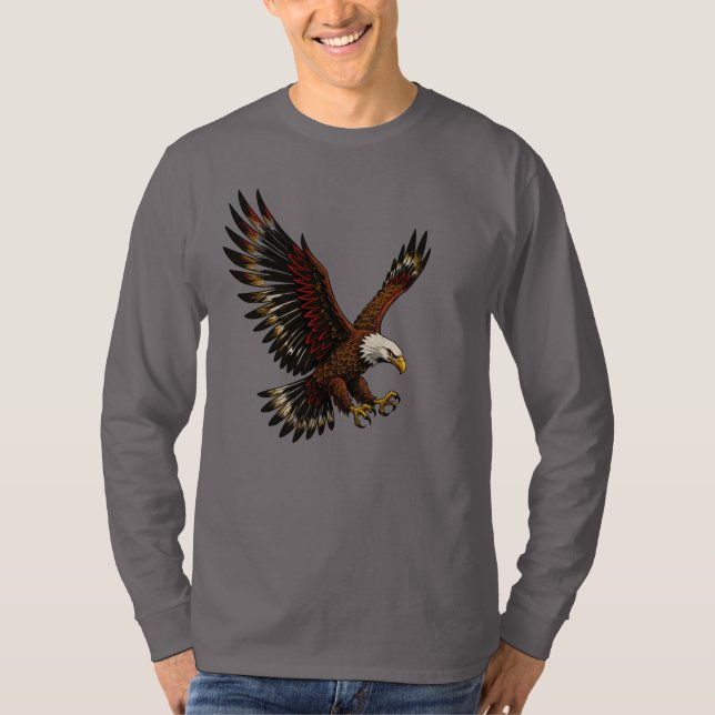 Fierce Eagle under flygning T Shirt (Framsida)