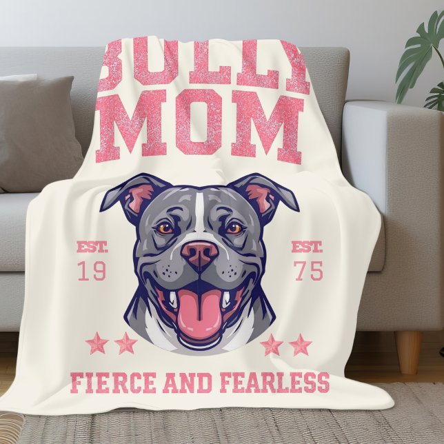 Fierce Fearless Bully Dog Mom | Pitbull Mama Cozy Fleecefilt (Skapare uppladdad)