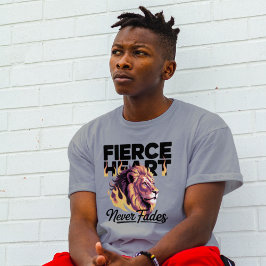 Fierce Heart bleknar aldrig Lejona Ögon Äventyr T Shirt
