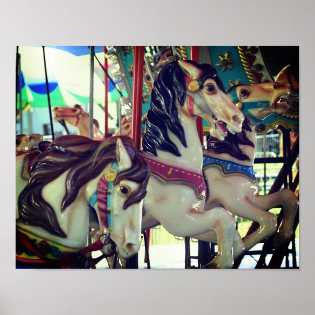 Fiery Carousel Horse Trio Poster (Framsidan)