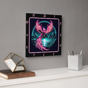 Fiery Phoenix ovan Silent Mountain Fyrkantig Klocka