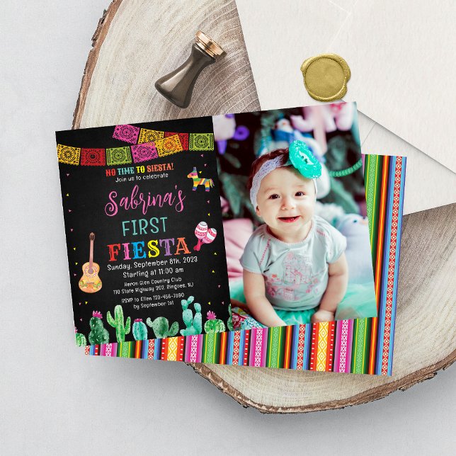 Fiesta First Birthday Investigation Girl Inbjudningar (Skapare uppladdad)