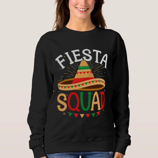 Fiesta Squad Cinco de Mayo Sombrero Mexico Lets Fi T Shirt (Framsida)
