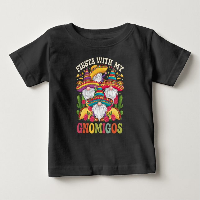 Fiesta with my Gnomigos Gnome cinco de Mayo T Shirt (Framsida)