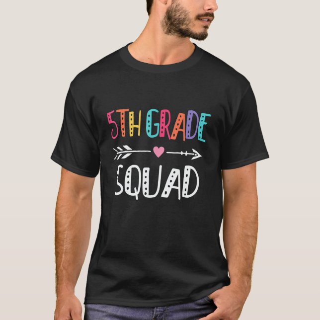 Fifth Grade Teacher  Cute Arrow 5th Grade Squad Te T Shirt (Framsida)