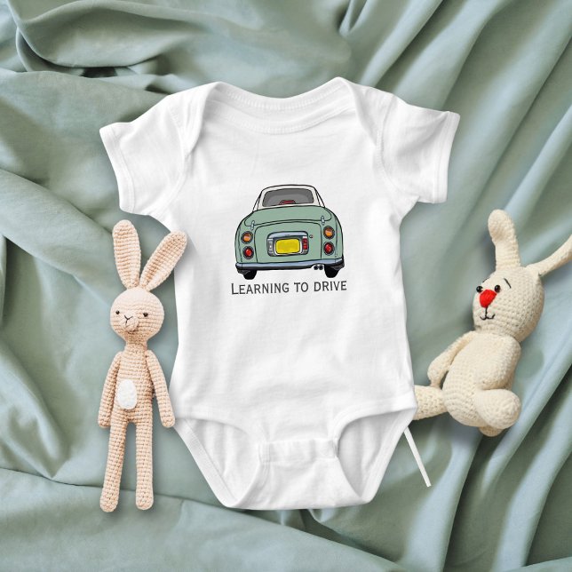 Figarat Tute Grönt Figaro-bilförare Namn Tee (Cute green figaro car baby bodysuit just for your littlest driver)