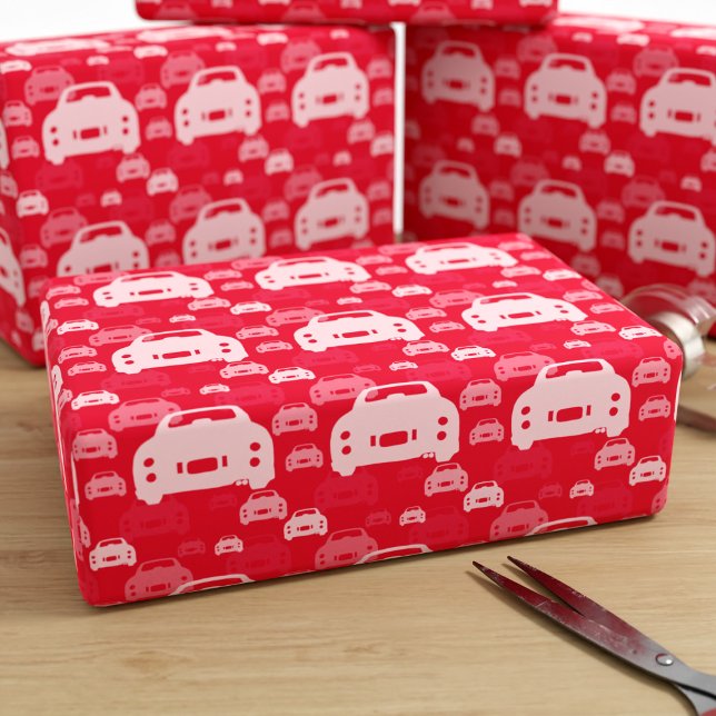 Figarationer Figaro Car Mönster Red Wrapping Pappe Presentpapper (Fun red figgy wrapping paper perfect for all sort of gifts. You can change the background colour)
