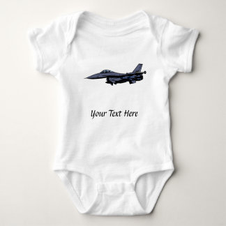 Fighter Jet som flyger Tee