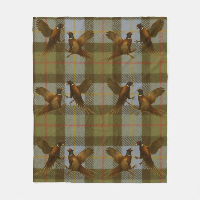 Fighting Pheasants on tweed / tartan background  Fleecefilt (Framsidan)