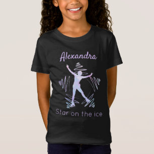 Figur skater t-shirt star på iskristaller av lila